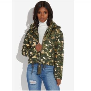 HOODED CAMO PUFFER JACKET Size:L